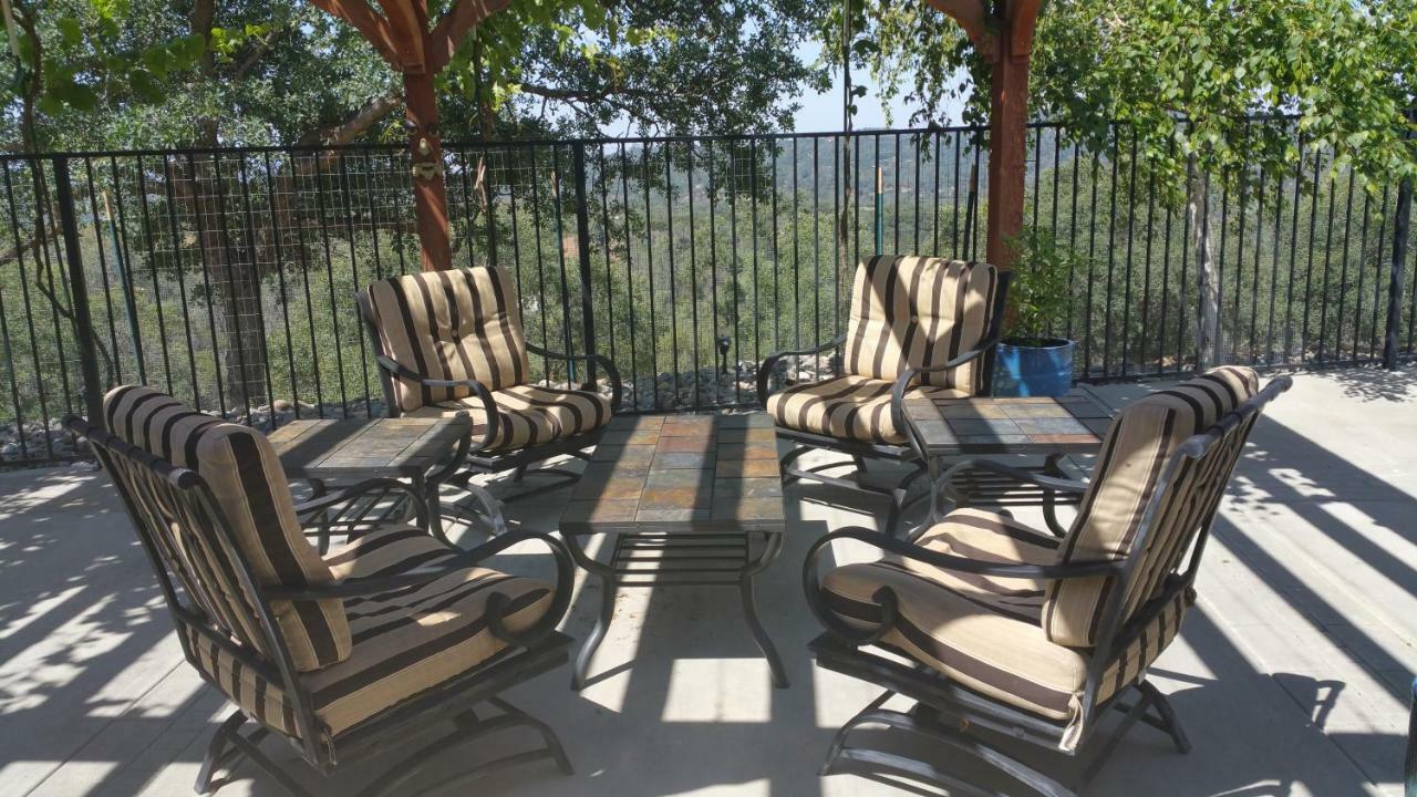 Yosemite Foothill Retreat - Private Guest Suite #2 Корсеголд Экстерьер фото